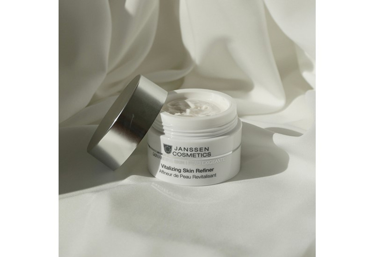 3 Vitalizing Skin Refiner 49686