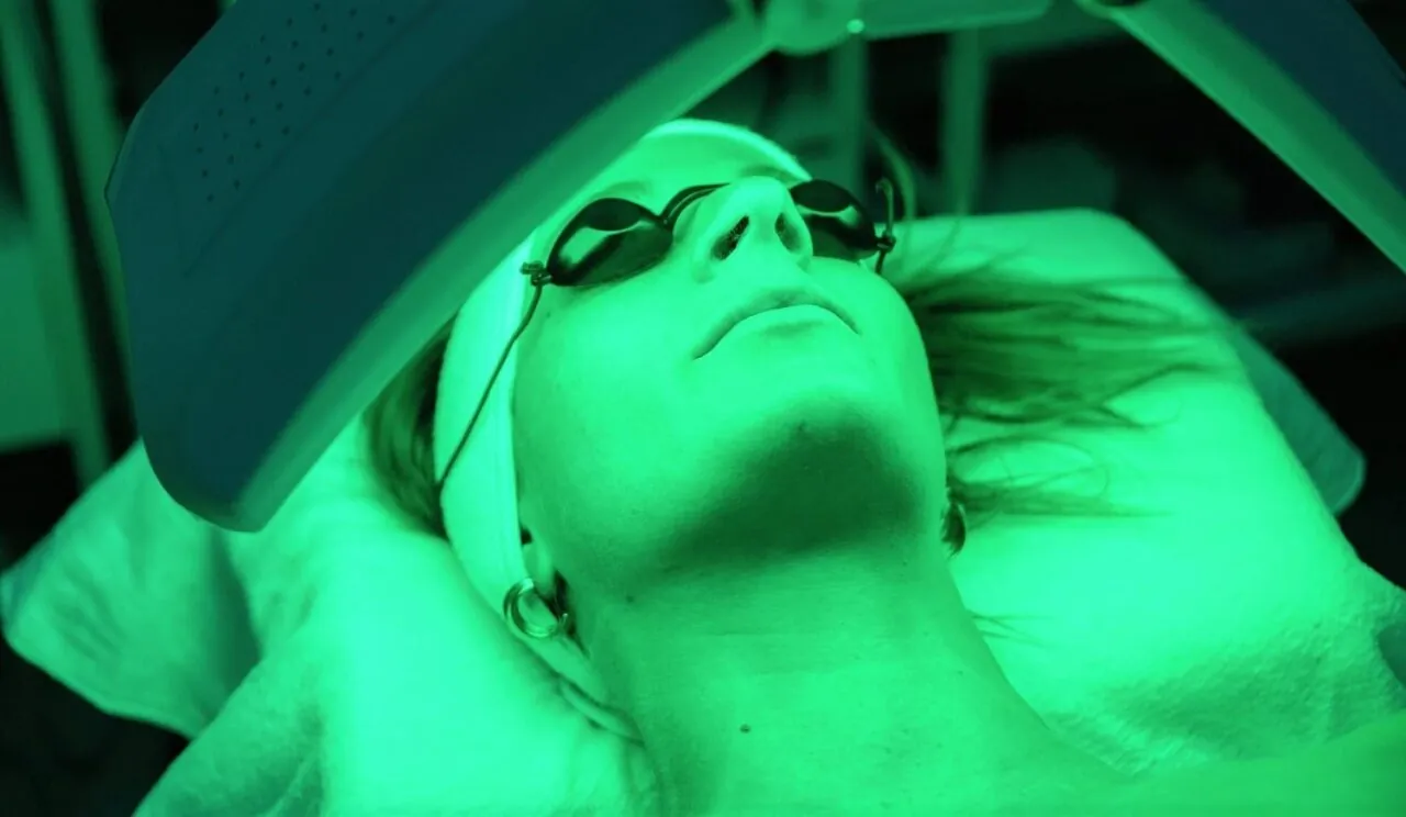 Acne Treatment Light Therapy 1280x744 1.jpg
